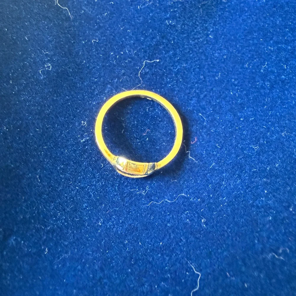 Little Rooms Beacon Aquamarine Ring - Picture 4 of 5